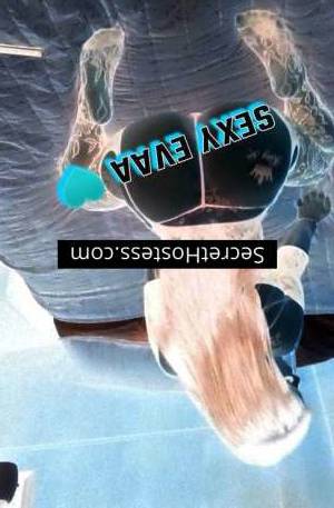 24 year old Caucasian Escort in independent escort girl in: Brossard Evaa The French-Canadian Femme Fatale