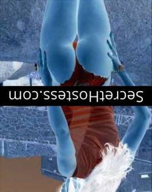 32 year old Latin Escort in independent escort girl in: Bologna Unforgettable Getaway with Flavinha Unwind in Venice's 