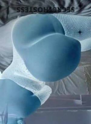 40 year old Escort in Fresno CA CA Age 40Yrs Old Curvy Blonde Isabella, Sexy Curvy Escort 