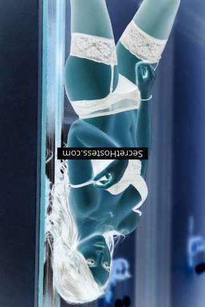 0 year old Escort in Agency escort girl in: Johannesburg Petite Playmate Ready for Adventure