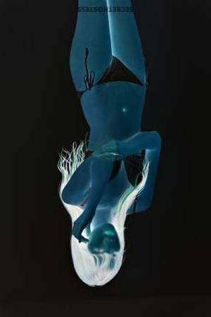 21 year old Asian Escort in Tokyo Discover Mitsumi, a 21-Year-Old Fashionista at Small Tits 