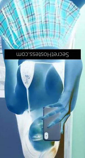 Christy - 22, Busty 36EE, Incall/Outcall, Warm Up Your  in Gold Coast