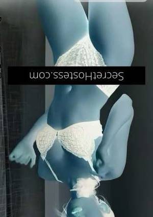 24 year old Asian Escort in Carlton Melbourne angle massage