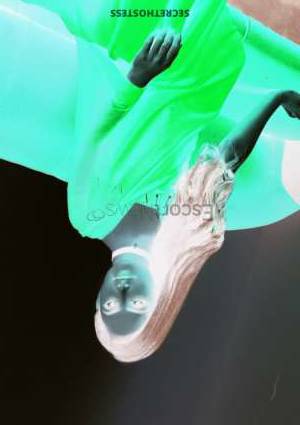 25 year old Asian Escort in Karachi Experience Celestial Pleasures with Wajeeha A Sizzling 25-