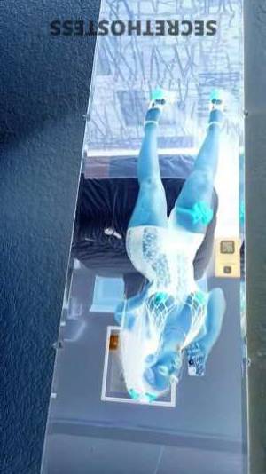 21 year old Escort in Dayton OH Hello Papi, Come Enjoy a Sensual Time with Me JaszMINE, a 
