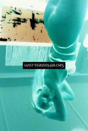27 year old Mixed Race Escort in Vancouver Tori0dope, Independent
