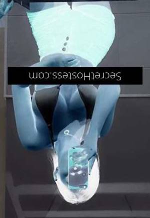 20 year old Asian Escort in Fortitude Valley Brisbane Sexy Asian Escort in Brisbane for Steamy Encounter