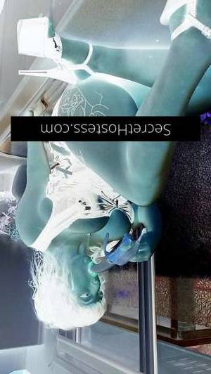 20 year old Escort in Darra Brisbane Experience Ecstasy Voluptuous and Insatiable Escort Brunette