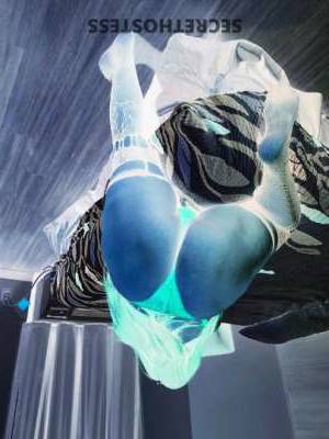 25 year old Cuban Escort in West Palm Beach FL EXPERIENCE THE sizzle OF LATIN HOTNESS Cuban Escort in West 