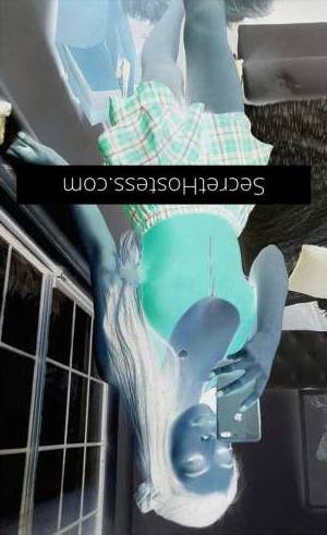 25 year old Indian Escort in Clayton Melbourne Indian Lovely Next Door Babes - 25 YRS Old Indian Escort 