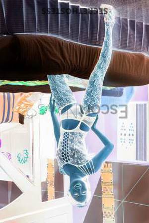 26 year old Asian Escort in Phuket Hi, my name is Paula. I am a 26-year-old Asian escort with 