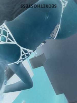 29 year old Escort in Wilmington DE Wilmington, DE Sensual 29-Year-Old Brunette available in 