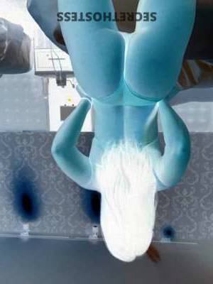 29 year old Escort in Terre Haute IN Horny girl seeking hookup