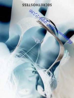 32 year old Escort in Portland OR Real Independent Mediterranean Goddess