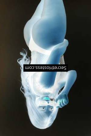 35 year old Ebony Escort in Tenerife Blondie Ebony Escort, Captivating Curves, and Passionate 