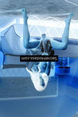 27 year old Escort in Berlin Hi there! My name is Julia, and I'm a mixed-race escort