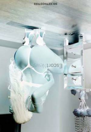 21 year old European Escort in Warsaw European Escort Linda ProvidesWonderful Hotel Room 