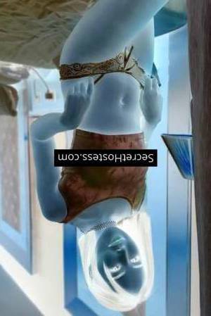 26 year old Asian Escort in Kuala Lumpur Milana, Agency