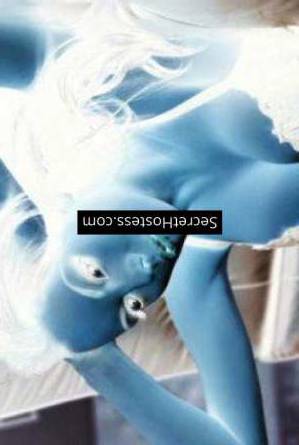 25 year old Asian Escort in Chandigarh Priya, Independent