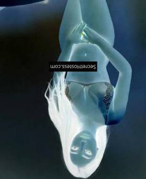 0 year old Escort in Unleash Your Wildest Desires Vivian, Your Sensual Vixen