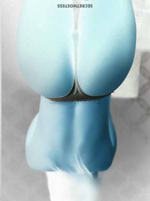 19 year old Latino Escort in Medellin Isabella Roldan - The Ultimate Latin Companion for 