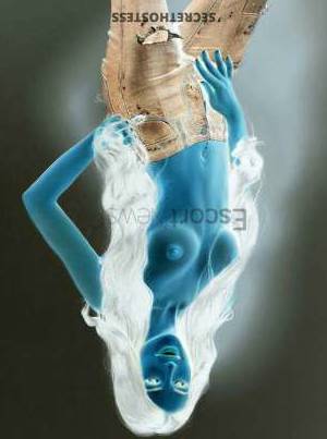 20Yrs Old Escort 168CM Tall London Image - 3