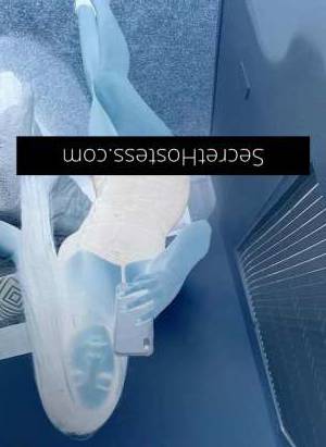 21 year old Asian Escort in Epping Melbourne Meet Sarah an Asian Princess and part-time lover with a 