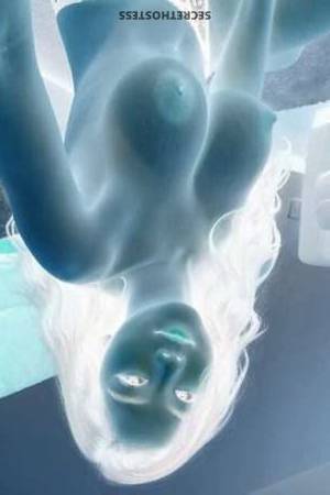 21 year old Escort in Long Island NY Experience Unparalleled Pleasure with a nubile young Lady