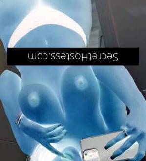 22 year old Escort in Casula Sydney Gina Playful, Curvy Lover for all Desires