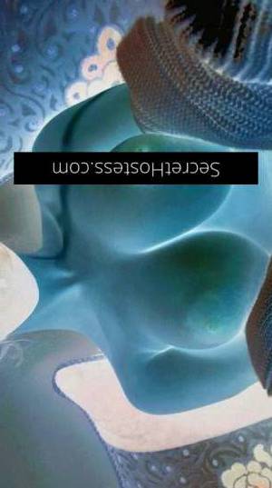 22 year old Escort in Sexy Escort Jenny Empowering Experiences and Unforgettable 