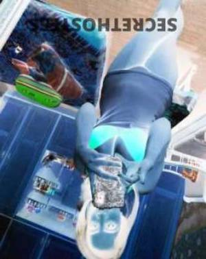 24 year old Indian Escort in Kinross Perth Hot and Spicy Sensual Desi Girl Arrived to Please YouSIR