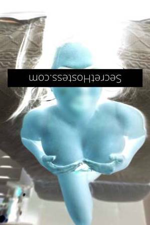 25 year old Filipino Escort in Sydney Hi there! I'm Margarita, a curvy and exotic Filipina 