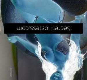 25 year old Indian Escort in Perth Indulge in Steamy Pleasures with a Busty Indian Babe - New 