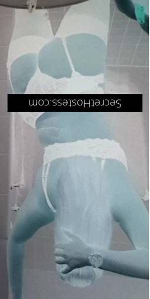 30 year old Australian Escort in Williamstown Melbourne Available Now Flirty Australian/Dutch Milf wants to please 