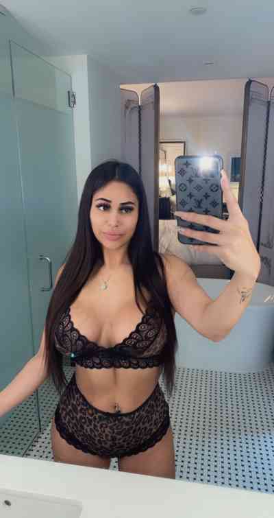 25 year old Latin Escort in Jeddah Admire Me The Horny, Adventurous Girl Who Will Satisfy Your 