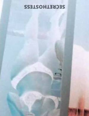 Davina 23Yrs Old Escort Long Beach CA Image - 1