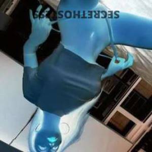 24 year old Cambodian Escort in Bateau Bay Gosford new to the industry let me cater to your needs and make you 