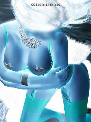 Glamorous Companion Simone in Melbourne