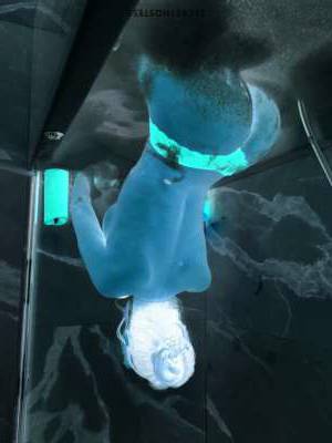 29 year old Colombian Escort in Adelaide Sensual Brunette Escort Anna Latina Arrives in Adelaide - 