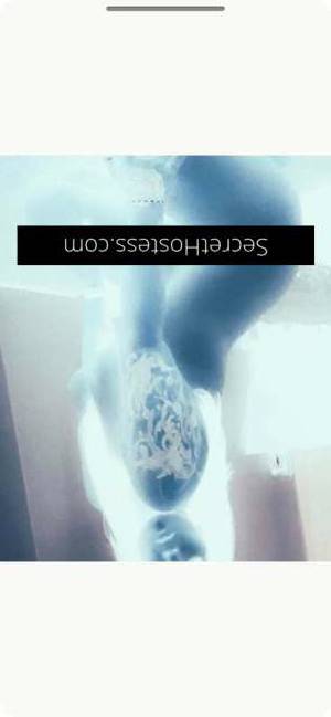 Unforgettable Experience with a Striking Sensual Brunette  in Mackay