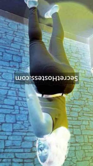30 year old Nigerian Escort in Winneba ExperienceUnforgettable Pleasure with a Sexy 30 Year Old 