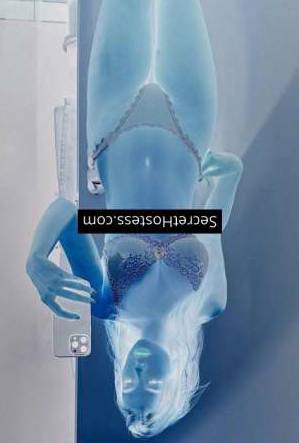 20 year old Caucasian Escort in Dubai Jennifer, Agency
