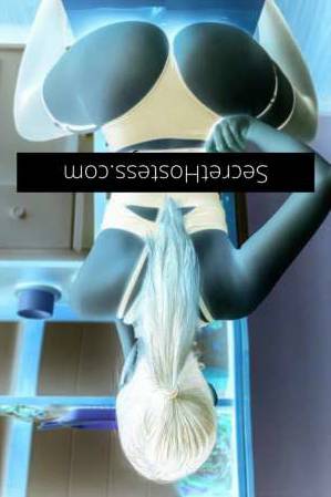 20 year old Escort in Melbourne Unleash Your Wild Desires Meet Arisa, Your Ultimate Playmate