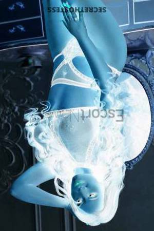 24 year old European Escort in Leipzig Explore Eroticism and Passion with Kitty, a Hot European 