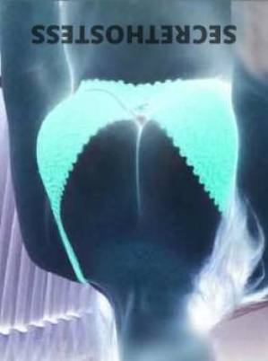 40 year old Escort in Perth Petite Brunette MILF on the rise Lexi - The flirty and 