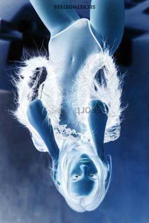22 year old European Escort in Milan Enchanting Independent Escort Alisa Chic, statuesque, and 