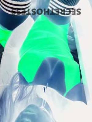 38 year old Australian Escort in Maylands Perth I'm the Australian MILF/submissive porn fantasy you&#