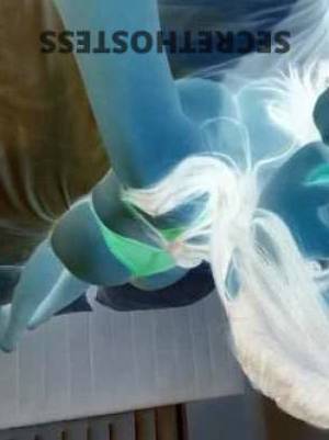 21 year old Japanese Escort in Springvale Melbourne Experience of Japanese Sweetie - Tori xo