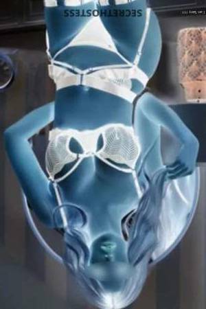 22 year old Escort in Munich Experience Unforgettable Pleasure with Sophia Elite Escort 