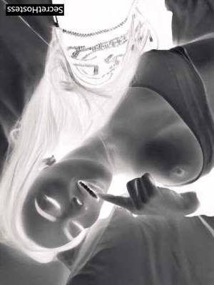 28Yrs Old Escort 48KG 156CM Tall Milan Image - 1